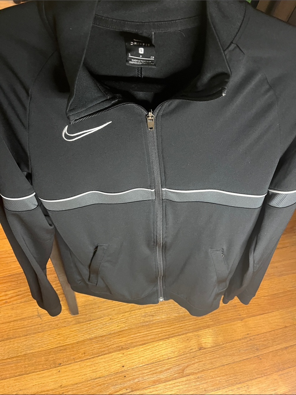 Nike Men’s Black Jacket with Gray Accent Stripe